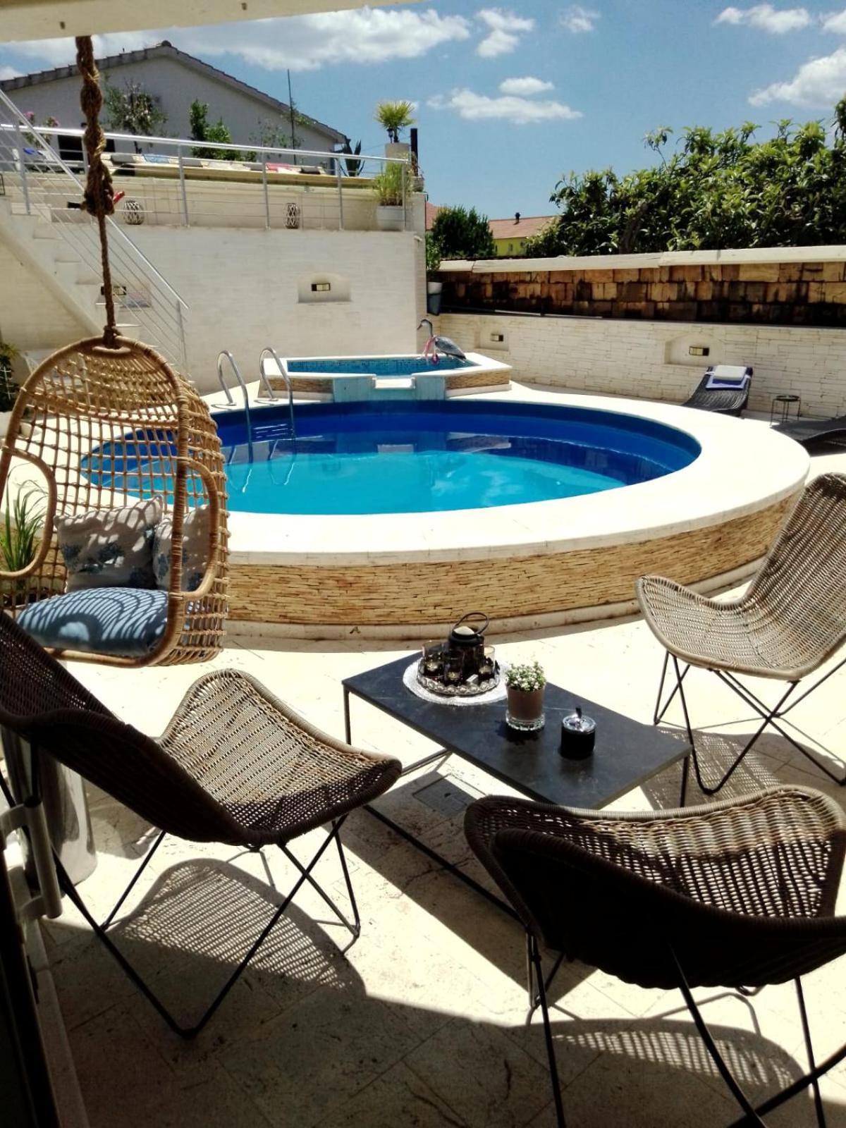 Apartments Rustika Toscana Vodice Exterior photo